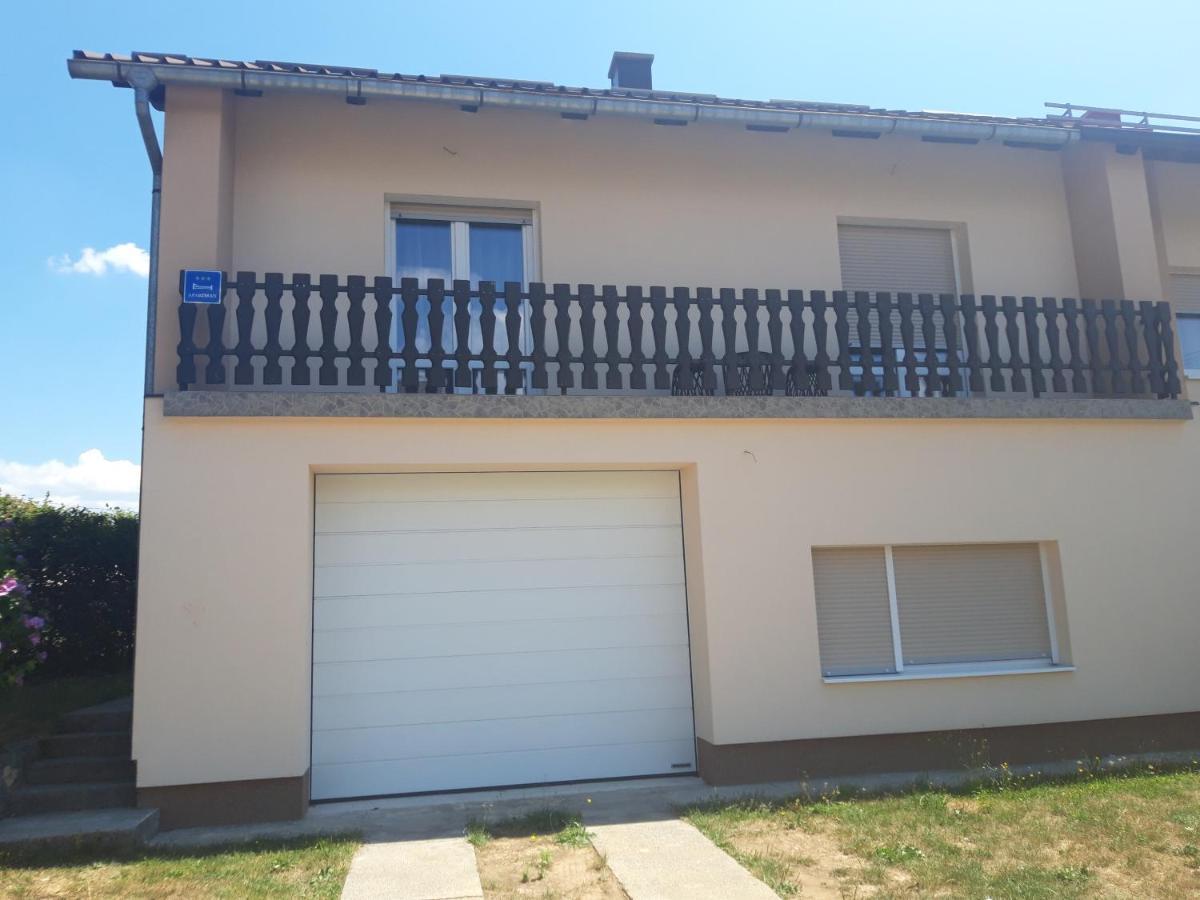 Matea Apartment Gospic Ngoại thất bức ảnh